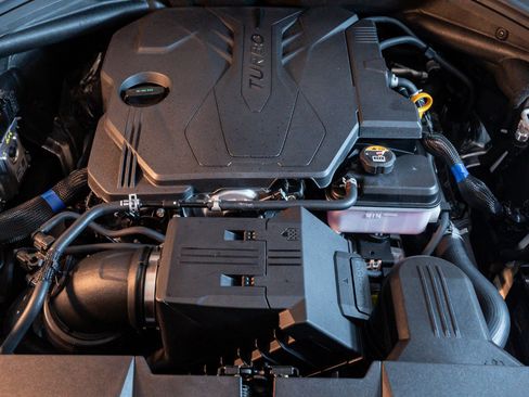 Used 2026 Genesis GV70 2.5T image 6