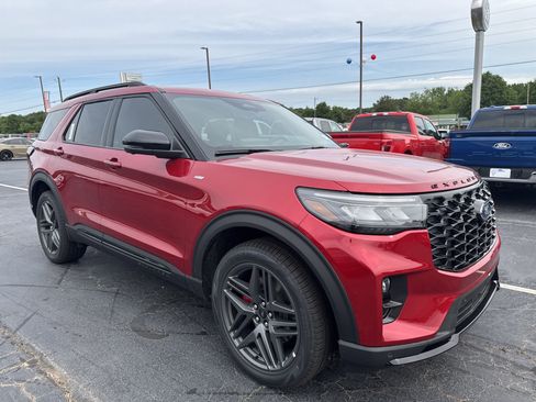 New 2026 Ford Explorer ST-Line AWD/4WD image 4