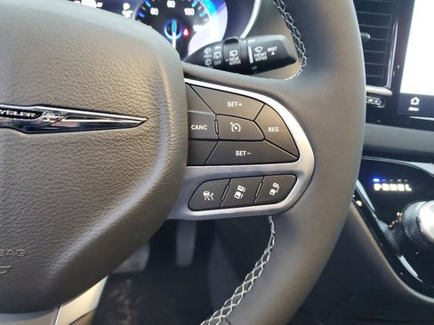 New 2026 Chrysler Voyager LX image 22