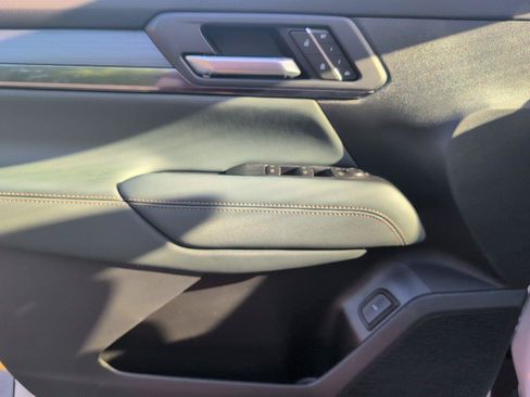 New 2026 GMC Terrain AT4 w/ Convenience Package III AWD/4WD image 21