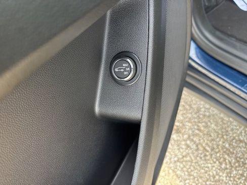 Certified 2023 Chevrolet Traverse LT image 15