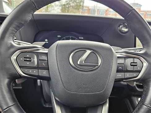Used 2024 Lexus GX 550 w/ Cold Area Package image 25