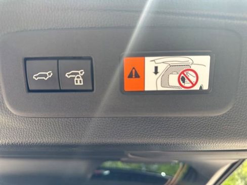 Used 2024 Lexus GX 550 w/ Accessory Package (31) image 13