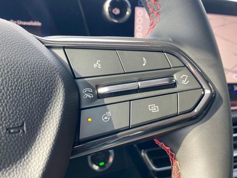 New 2026 Chevrolet Traverse RS w/ LPO, Floor Liner Package image 32