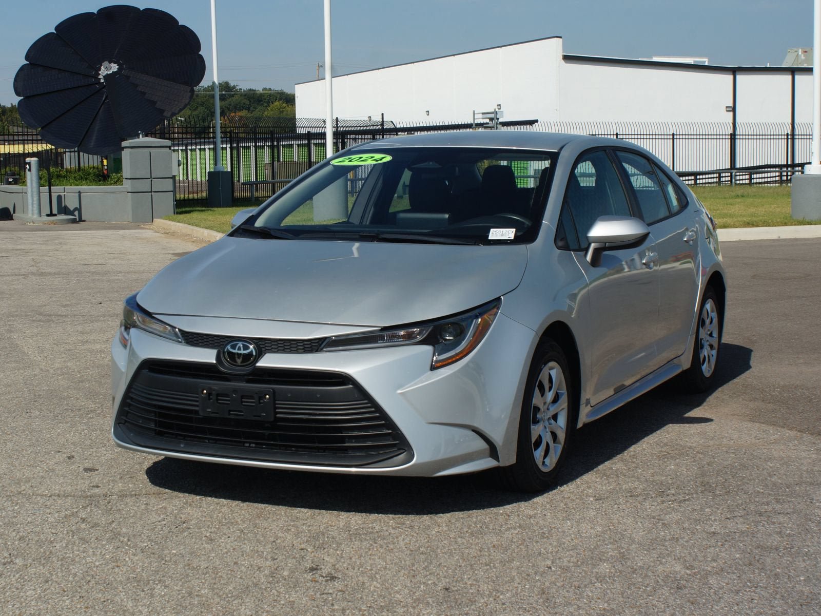 Used 2024 Toyota Corolla LE FWD image 22