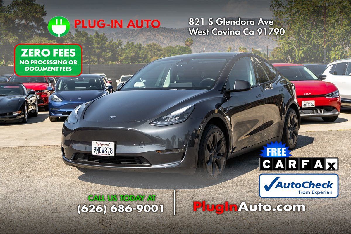 Used 2024 Tesla Model Y Long Range RWD image 1