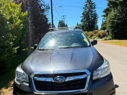 Used 2018 Subaru Forester 2.5i Premium AWD/4WD image 14