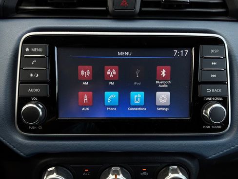 Used 2025 Nissan Versa SV FWD image 26