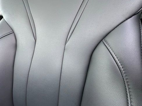 Used 2023 Acura MDX SH-AWD image 22