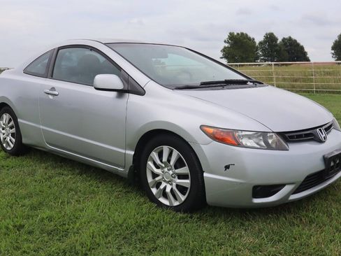 Used 2007 Honda Civic LX image 4