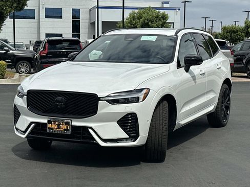 New 2026 Volvo XC60 B5 Ultra w/ Climate Package image 6