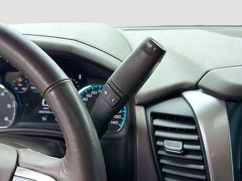 Used 2018 Chevrolet Tahoe Premier RWD image 17
