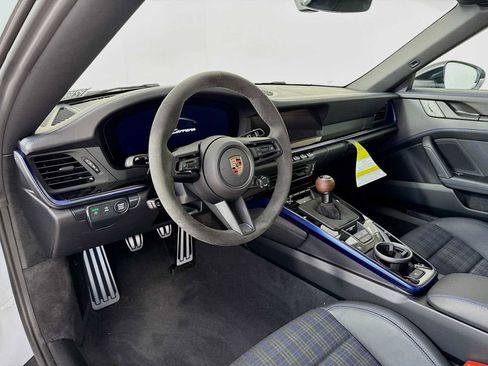 New 2026 Porsche 911 Carrera T image 4