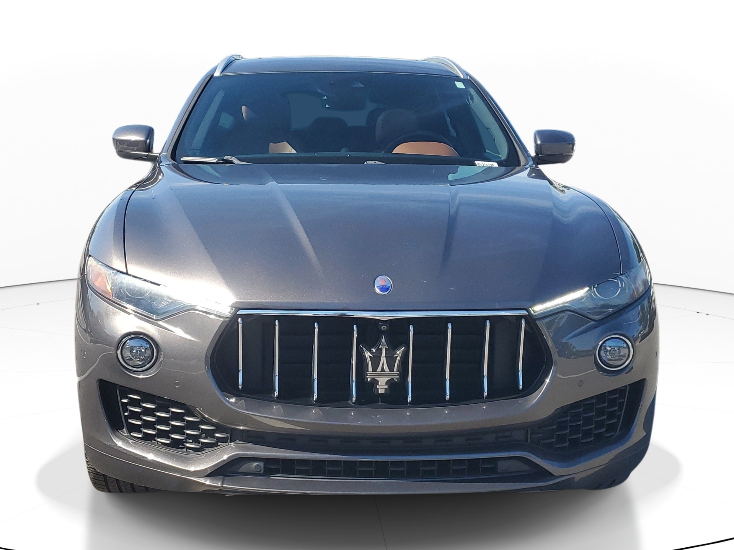 Used 2017 Maserati Levante S AWD/4WD image 3
