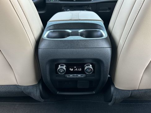 New 2026 Buick Enclave Preferred w/ Power Package FWD image 21