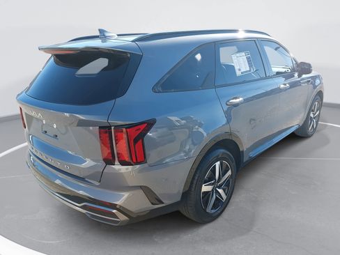 Used 2022 Kia Sorento S w/ Panoramic Sunroof Package image 5