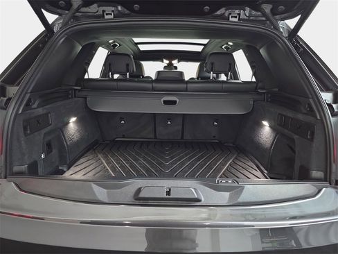 Used 2023 BMW X5 xDrive45e image 15