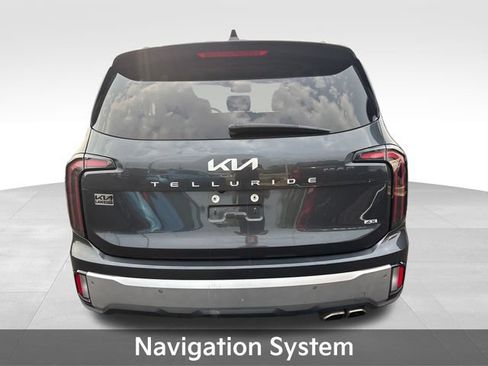Used 2024 Kia Telluride EX AWD/4WD image 6
