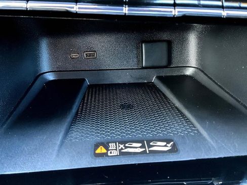 Used 2024 Chevrolet Traverse RS w/ LPO, Floor Liner Package image 26