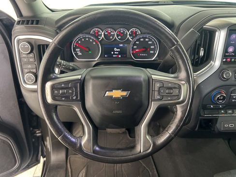 Used 2021 Chevrolet Silverado 1500 LT AWD/4WD image 10