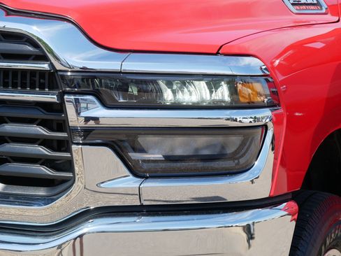 Used 2026 RAM 2500 Big Horn AWD/4WD image 16