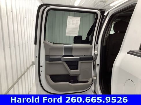 Used 2018 Ford F150 XLT w/ Equipment Group 302A Luxury image 12