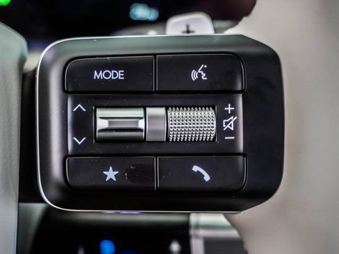 Used 2025 Hyundai Santa Fe Calligraphy AWD/4WD image 45