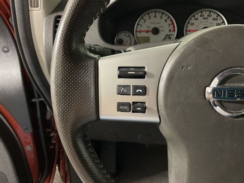 Used 2016 Nissan Frontier PRO-4X AWD/4WD image 27