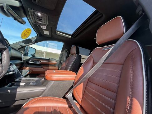 Used 2024 GMC Sierra 2500 Denali Ultimate image 14