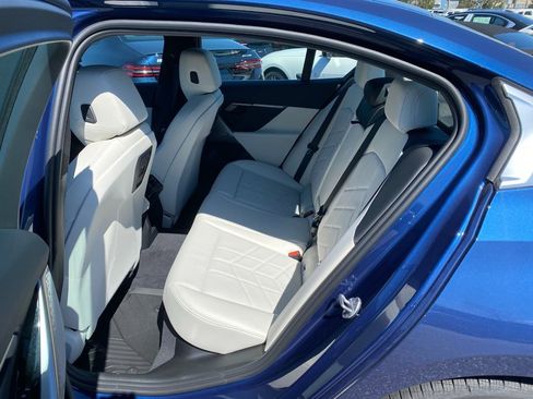 New 2026 BMW 530i xDrive AWD/4WD image 7