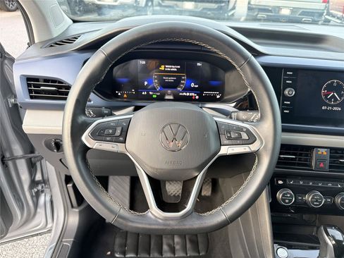 Used 2024 Volkswagen Taos SE FWD image 22