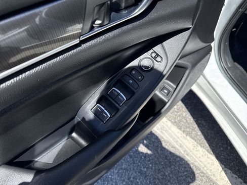 Used 2022 Honda Accord Sport image 26