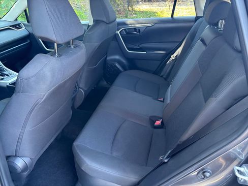 Used 2025 Toyota RAV4 LE image 25