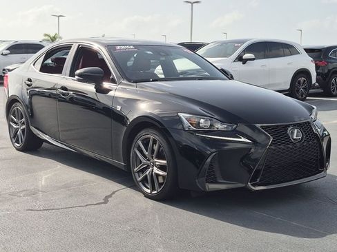 Used 2019 Lexus IS 300 F Sport w/ F Sport Package RWD image 3