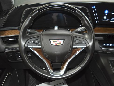 Used 2024 Cadillac Escalade ESV Premium Luxury Platinum AWD/4WD image 36
