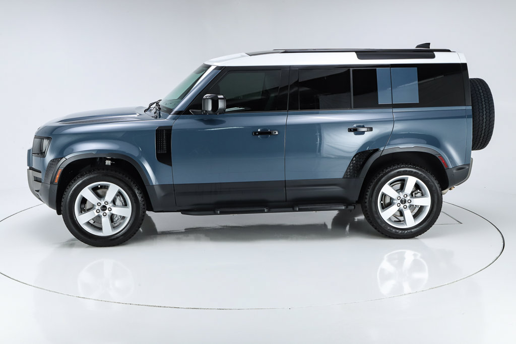 Used 2026 Land Rover Defender 110 S AWD/4WD image 2
