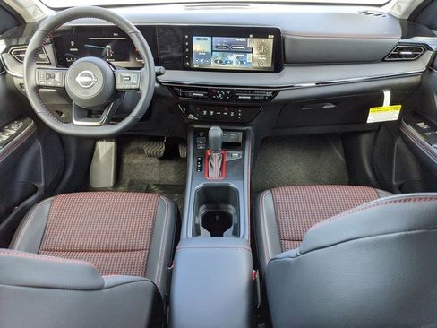 New 2025 Nissan Kicks SR w/ Illumination Package image 10