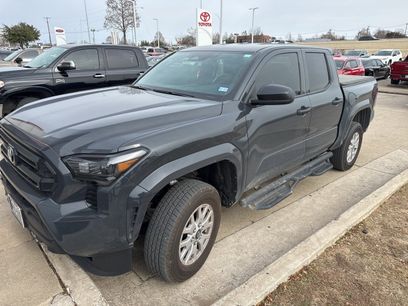 Used 2025 Toyota Tacoma SR