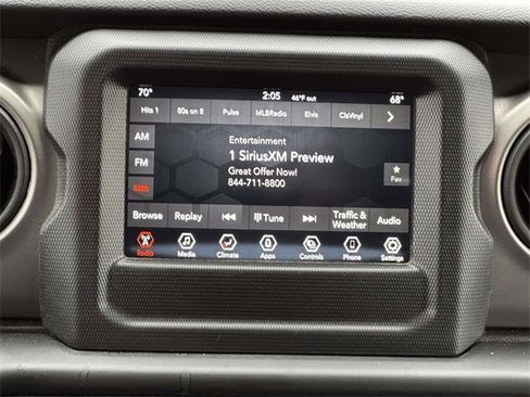 Used 2021 Jeep Gladiator Sport image 3