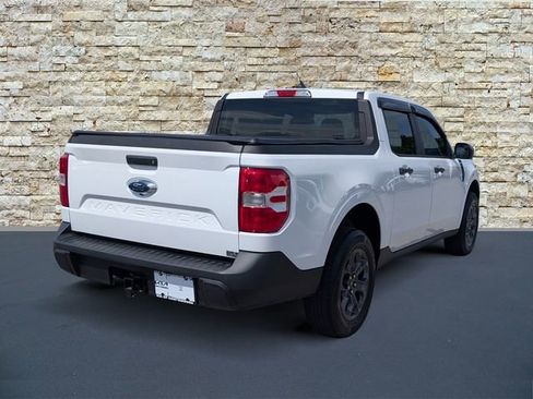 Used 2022 Ford Maverick XLT FWD image 7