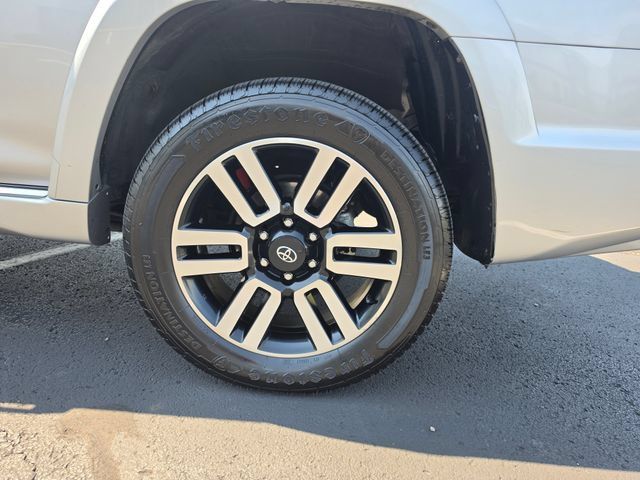 Used 2022 Toyota 4Runner Limited AWD/4WD image 14
