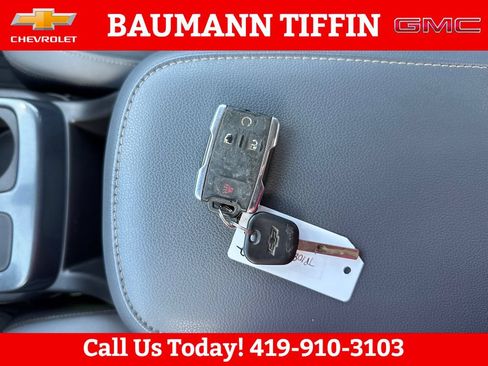 Used 2017 Chevrolet Colorado Z71 AWD/4WD image 24