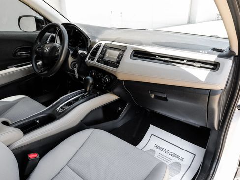 Used 2021 Honda HR-V LX image 22