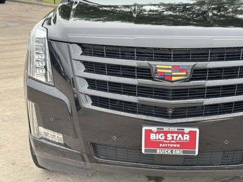 Used 2016 Cadillac Escalade Premium RWD image 6