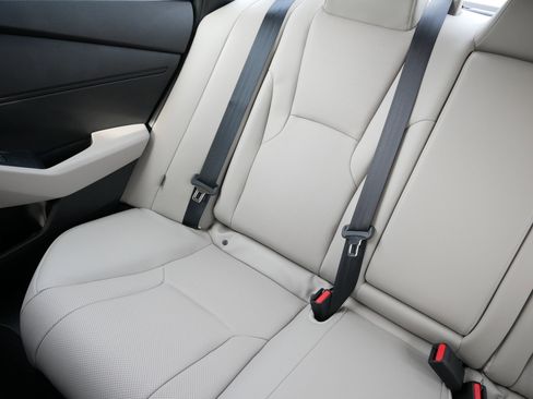 Certified 2025 Honda Accord EX-L image 12