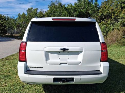 Used 2015 Chevrolet Suburban LT w/ Max Trailering Package image 7