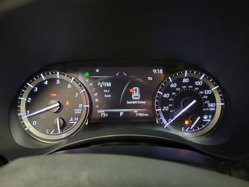 Used 2022 Toyota Highlander XLE AWD/4WD image 24