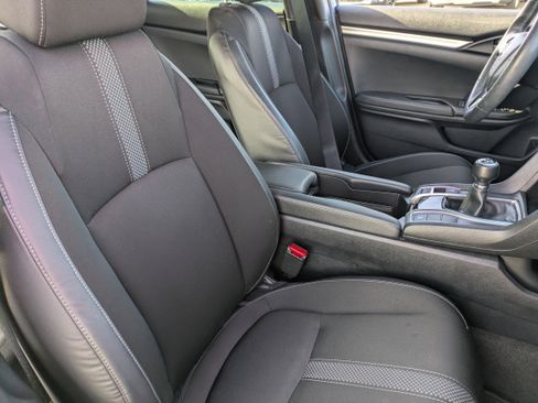 Used 2019 Honda Civic Sport image 10