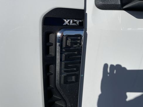 Used 2024 Ford F250 XLT image 30
