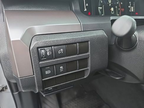 Certified 2024 Toyota Tacoma SR5 image 19